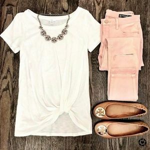 NWOT White Knotted Front Tee